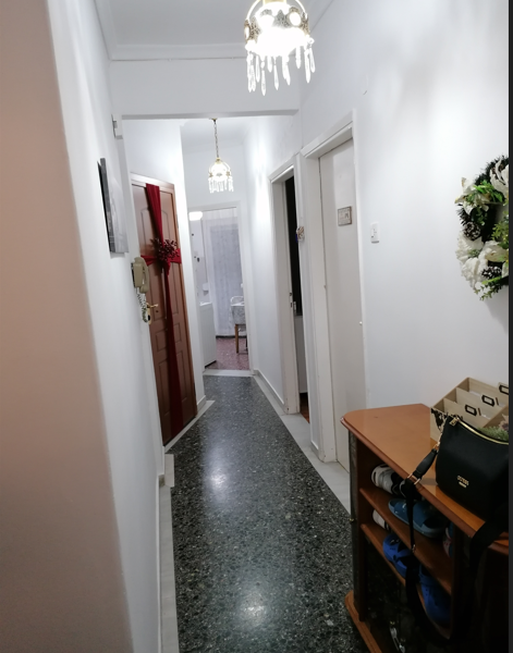 Ενοικιάζεται οροφοδιαμέρισμα 90 τμ στην περιοχή των Αμπελοκήπων - Θεσσαλονίκη.