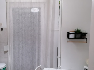 Ενοικιάζεται οροφοδιαμέρισμα 90 τμ στην περιοχή των Αμπελοκήπων - Θεσσαλονίκη.