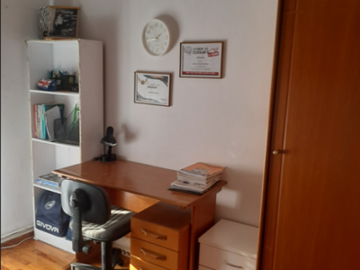 Ενοικιάζεται οροφοδιαμέρισμα 90 τμ στην περιοχή των Αμπελοκήπων - Θεσσαλονίκη.