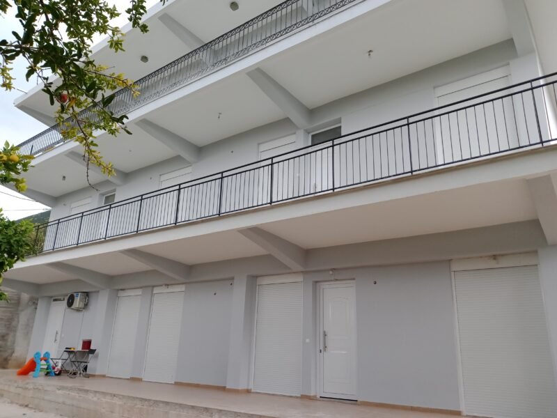 Ενοικιάζεται διαμέρισμα 1 ορόφου στον Αυλώνα Αττικής.