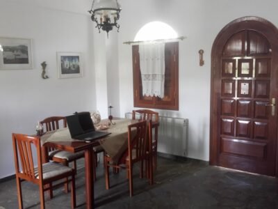 ΝΗΣΙΩΤΙΚΗ ΜΟΝΟΚΑΤΟΙΚΙΑ