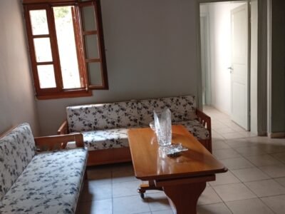 Ενοικιάζεται Ημιεπιπλωμένο Διαμέρισμα 72 τ.μ. Χωρίς Κοινόχρηστα, Πλησίον Πανεπιστημίων, Ιδανικό για Φοιτήτριες, 2 Υ/Δ