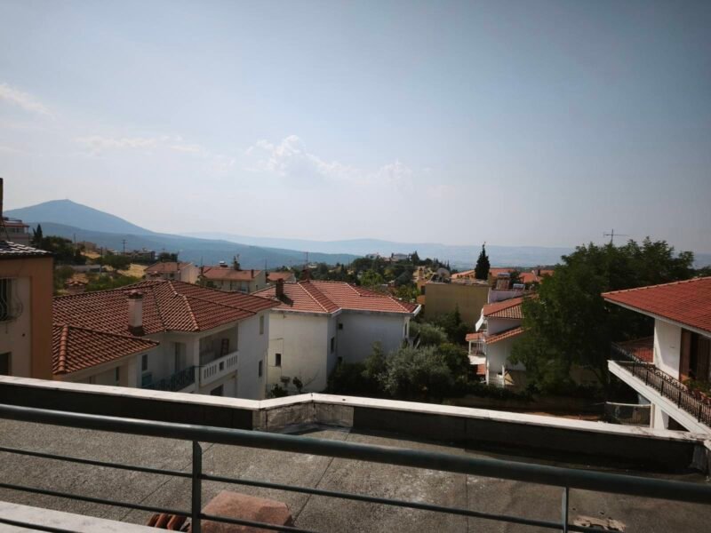 ΕΝΟΙΚΙΑΖΕΤΑΙ ΌΡΟΦΟΔΙΑΜΕΡΙΣΜΑ